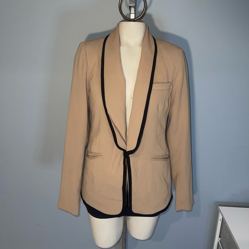 Forever 21 tan black trim tuxedo suit jacket blazer woman’s medium